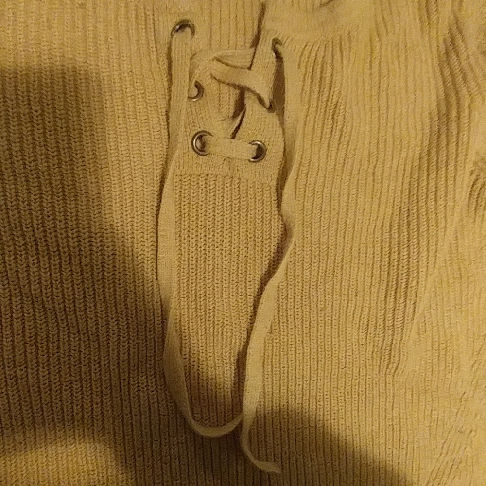 Sweater - Picture 2 of 3